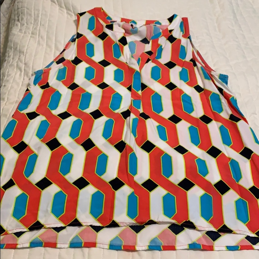 Super fun geometric tank!